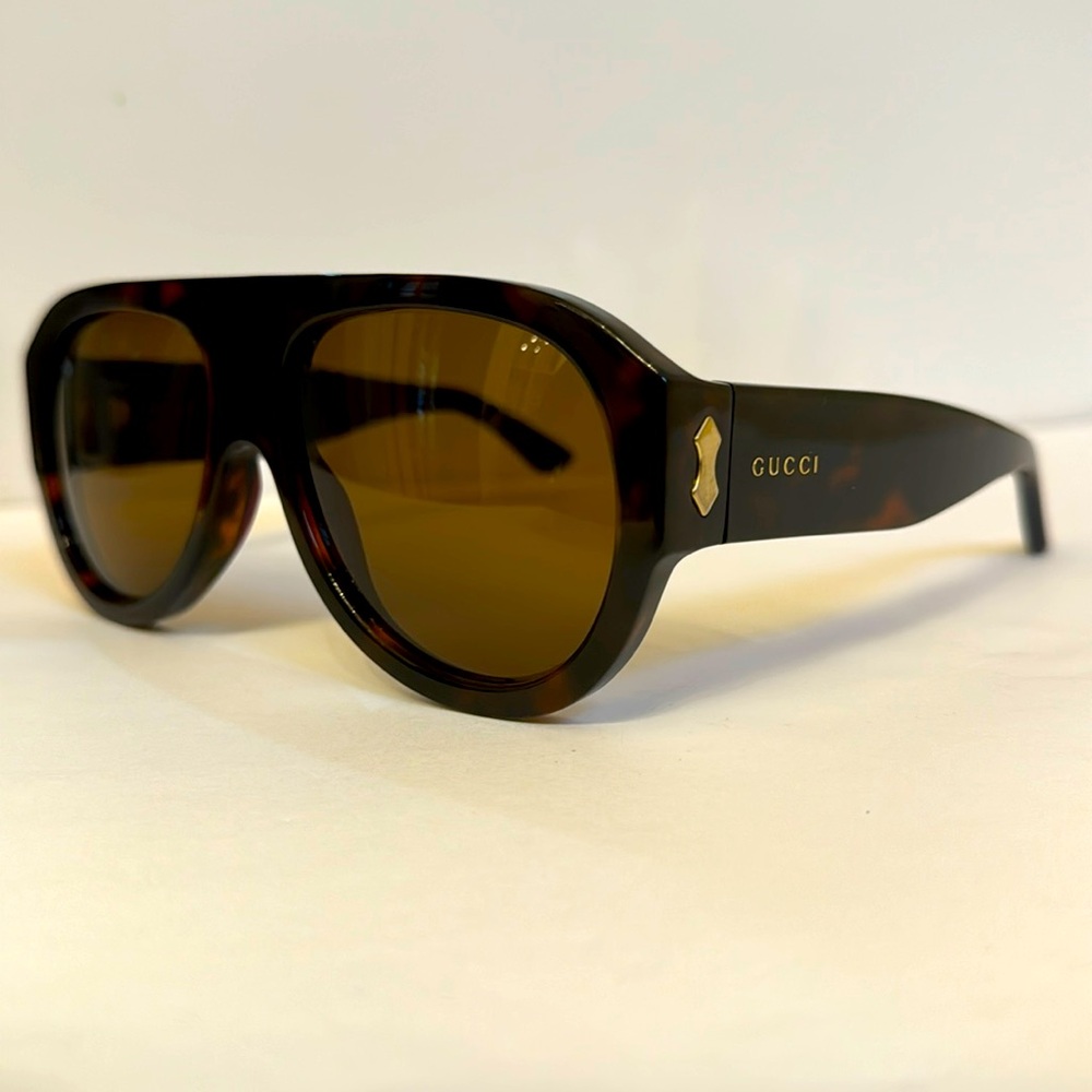 Gucci GG0668s